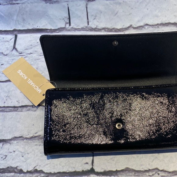 Brand New Michael Kors Glossy Black Wallet - Picture 6 of 9